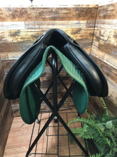 16" Wintec AP Saddle 5'/15" Flap